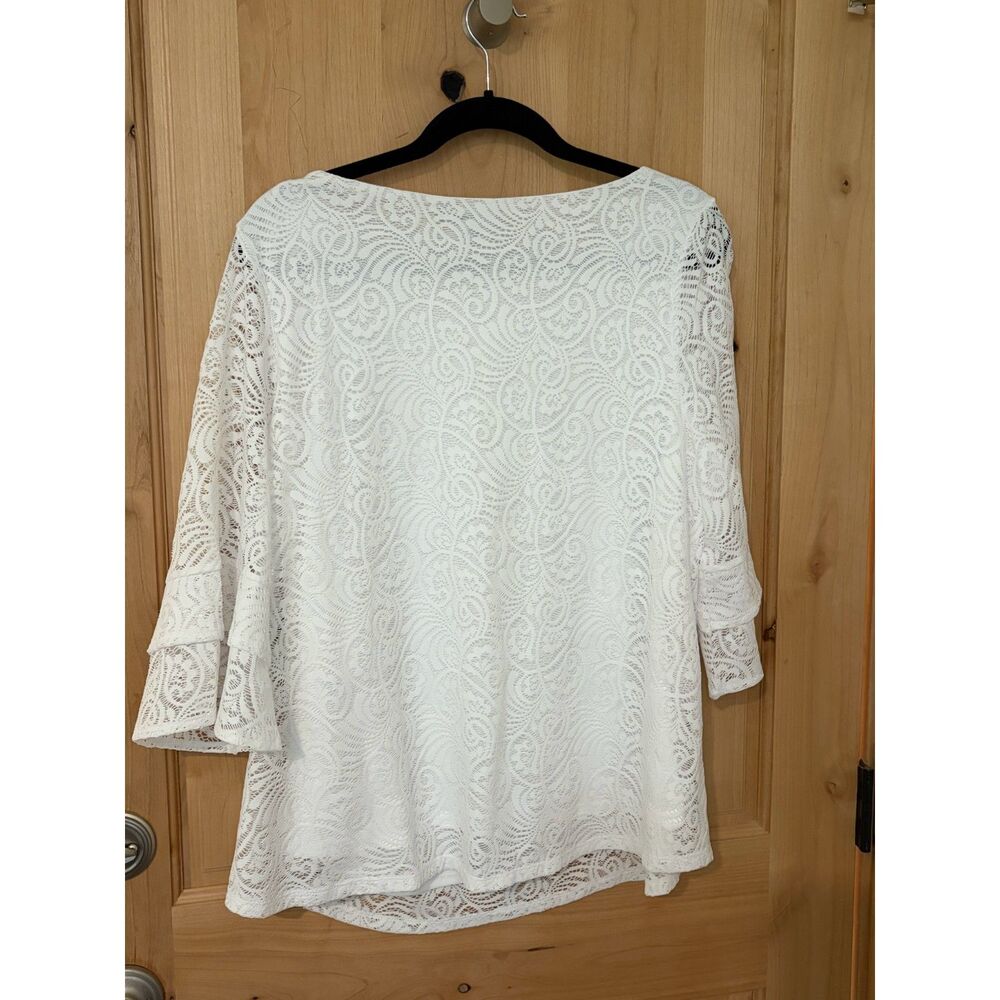 Roz & Ali White Paisley Floral Lace Top, 1X EUC - Picture 4 of 6